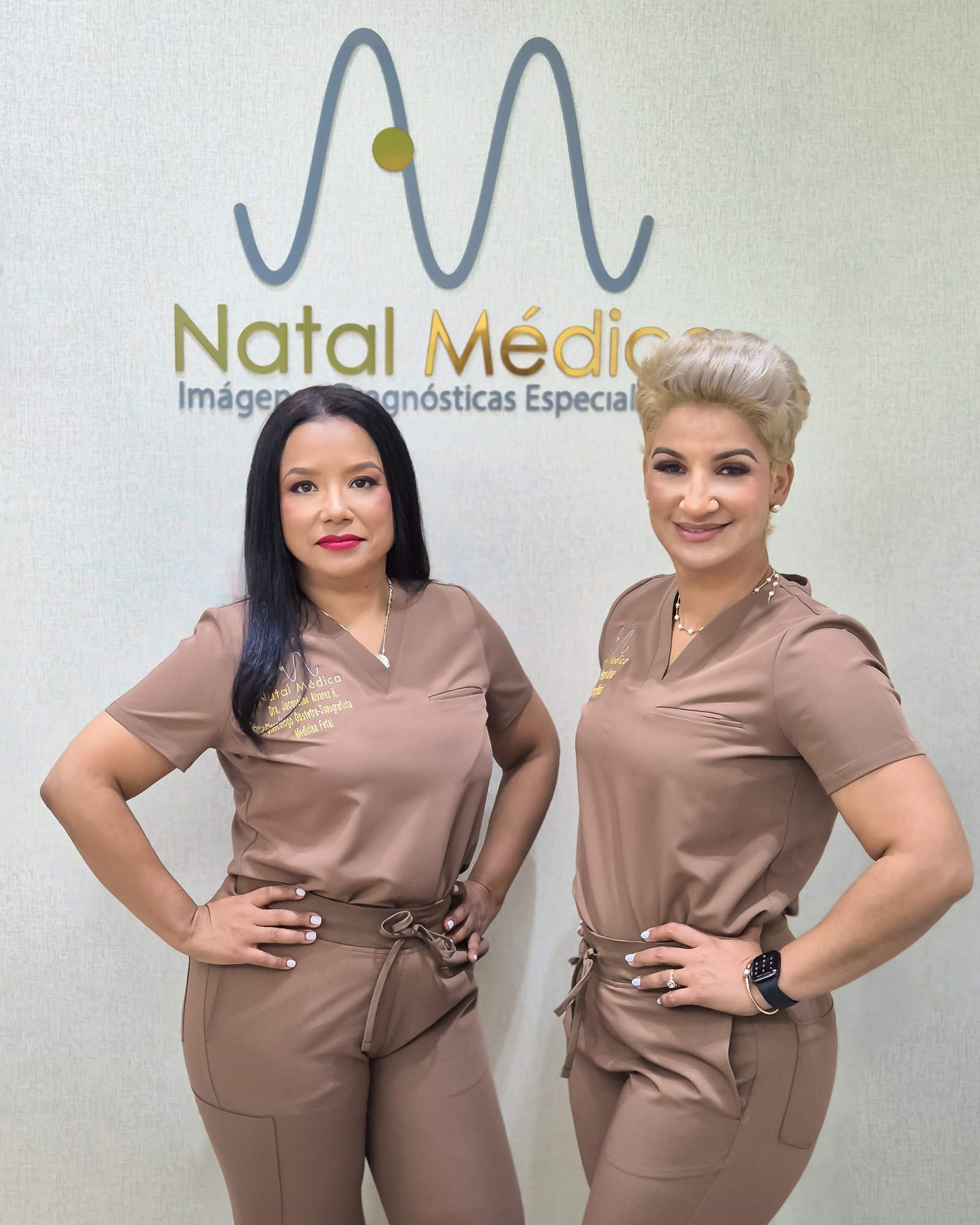 Equipo médico de Natal Medica — Especialistas en medicina materno-fetal